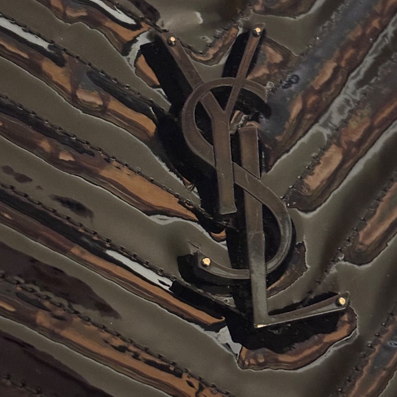 Saint Laurent Lou Medium YSL Monogram Patent Camera Bag- black patent - Picture 8 of 10